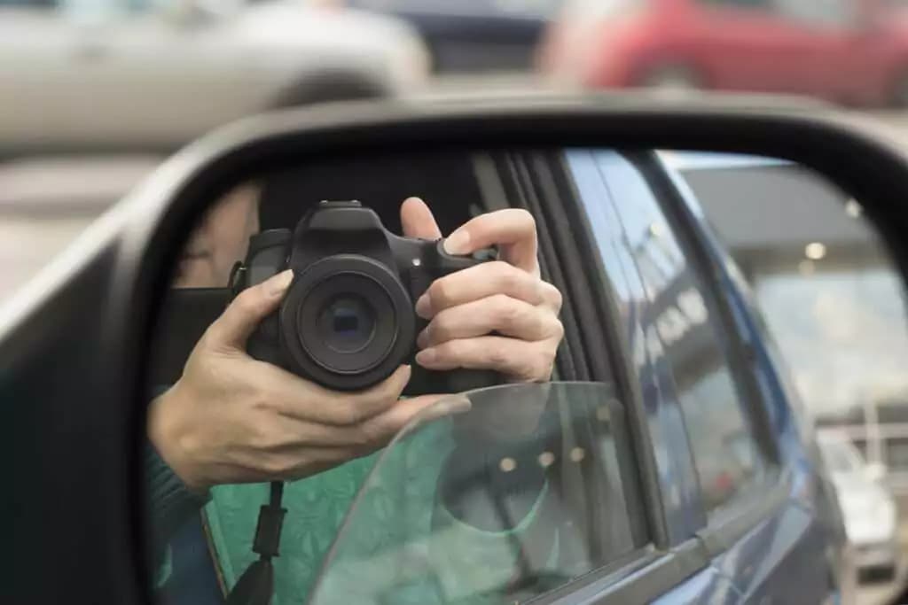 Detektei Hamburg: Detektei Hamburg und Altersüberprüfung: Verifizierung von Alter und Identität