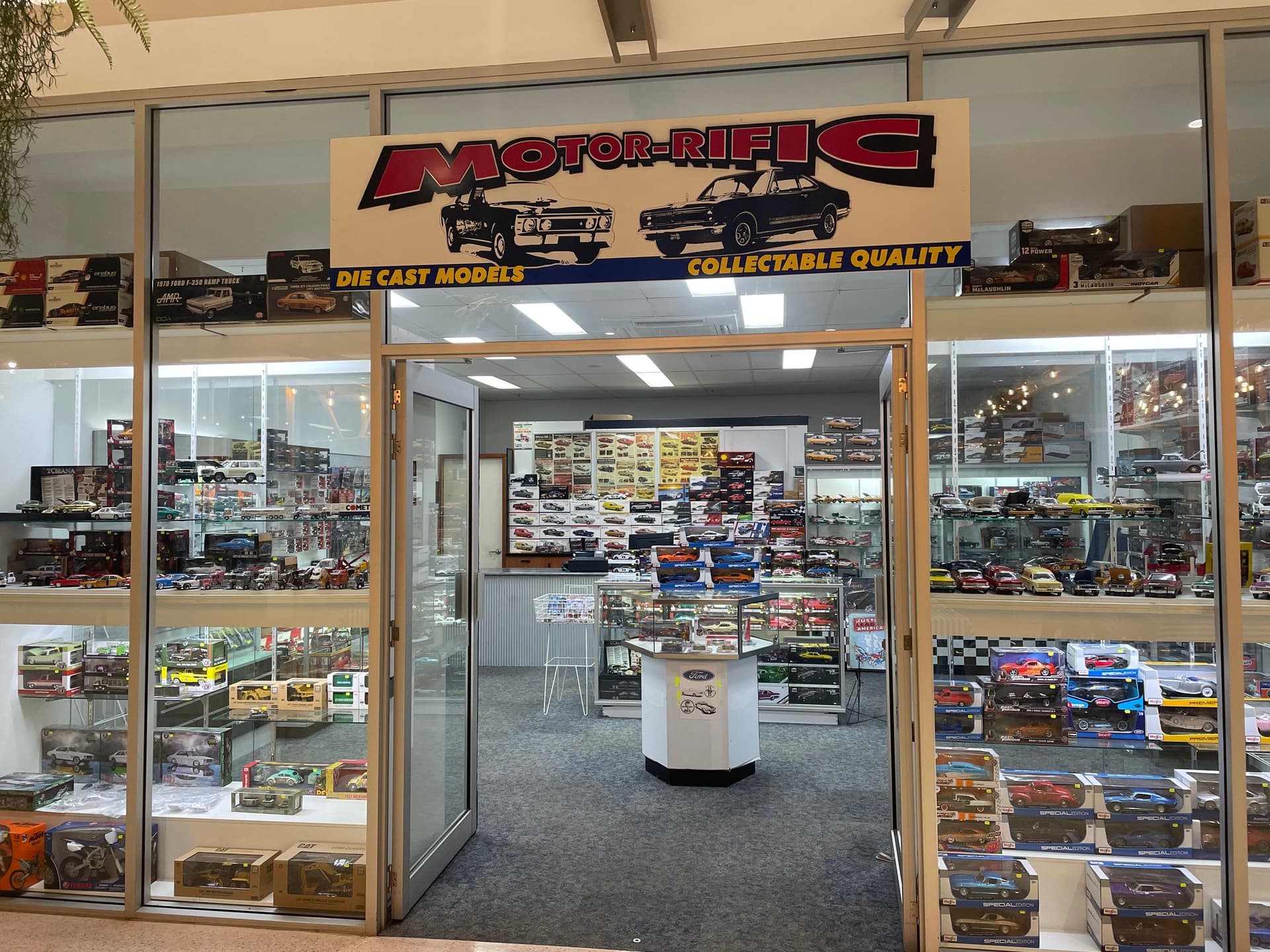 Modellauto Shop mit Qualität: Bei Modellstall findest du Miniaturen mit Liebe zum Detail
