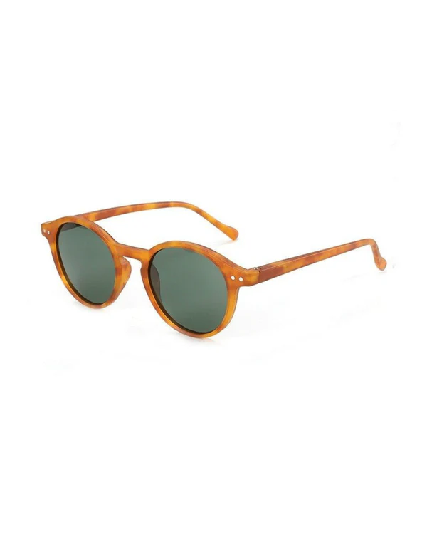 Ein modisches Must-have für Events ist die Festival Sonnenbrille